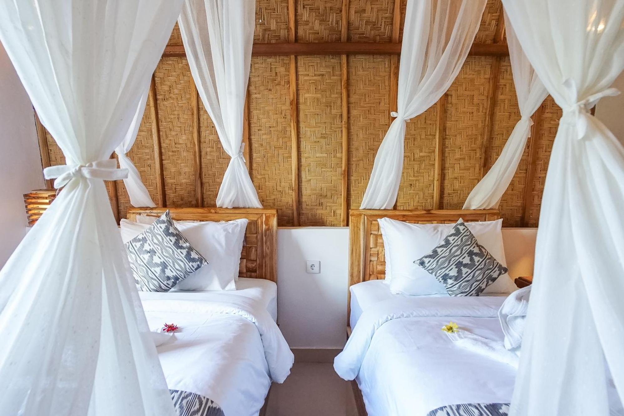 Penida Sunset Ocean View Bungalows Sakti Extérieur photo
